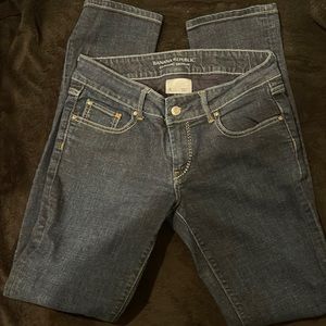 Banana Republic jeans, dark denim, classic skinny,size 6, good condition